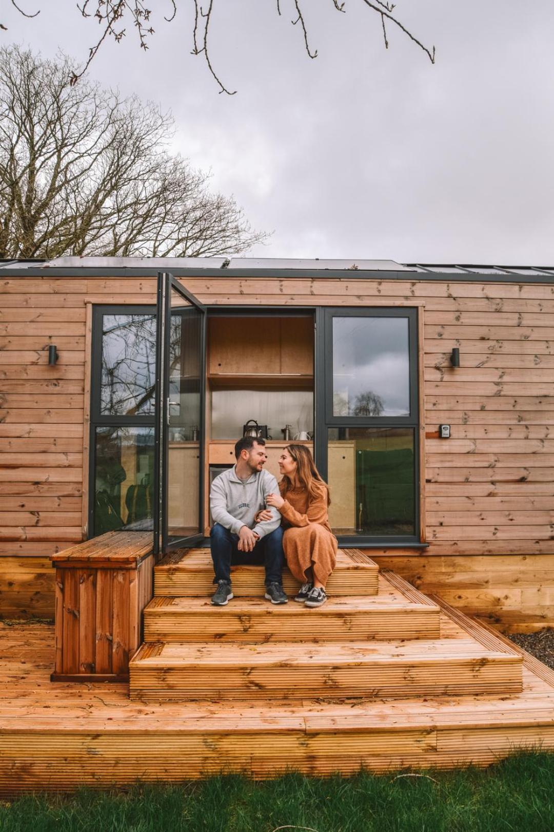 Beautiful Cabins In Herefordshire Countryside Экстерьер фото